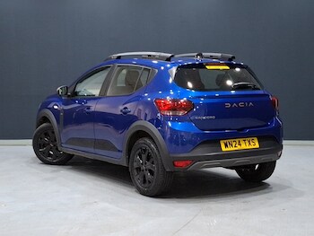 Used Dacia Sandero Stepway 2024 for sale - 76987489: Photo