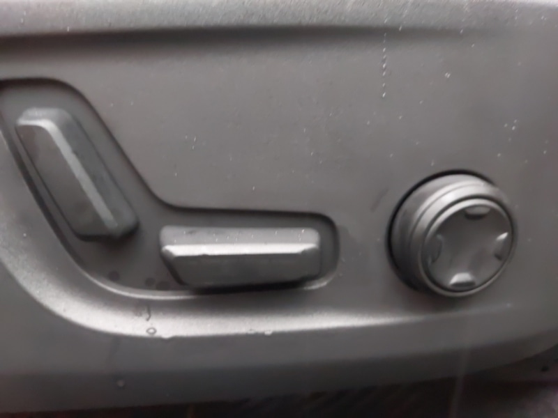 Used Volvo XC40 2025 for sale - 76970925: Photo 12