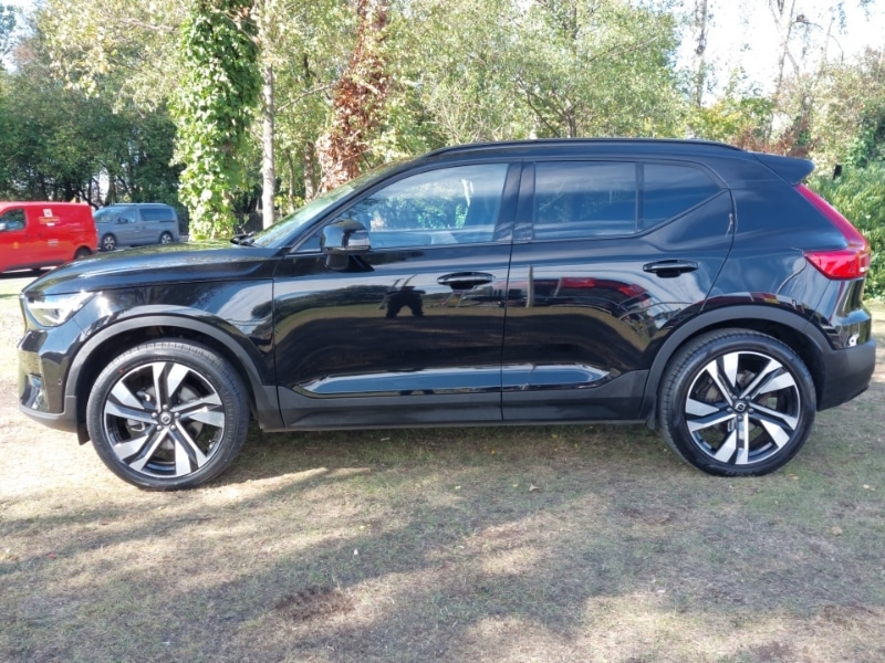 Used Volvo XC40 2024 for sale - 76456374: Photo 4