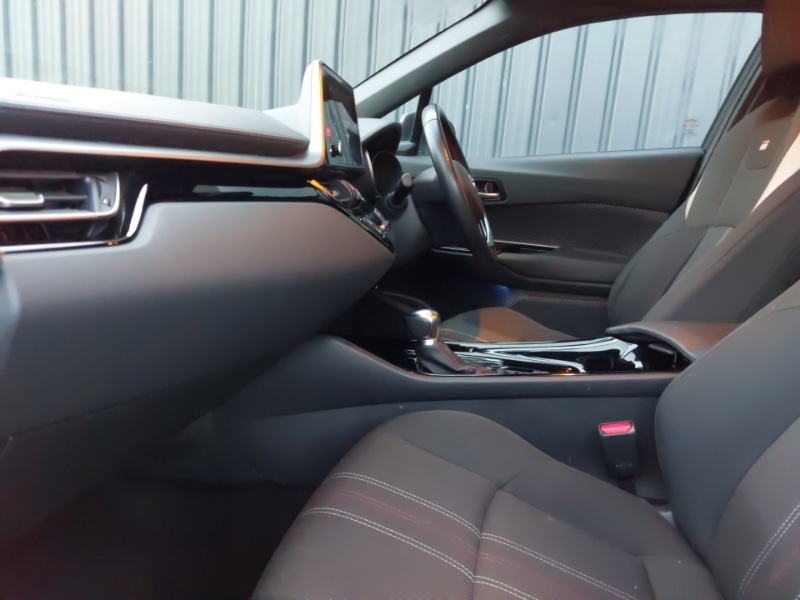 Used Toyota C-HR 2022 for sale - 77406020: Photo 5