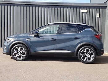 Used Renault Captur 2023 for sale - 77240824: Photo