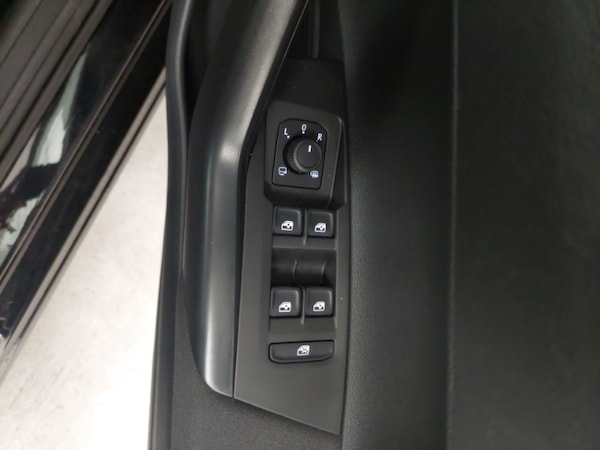Used Volkswagen Polo 2023 for sale - 76301551: Photo 12