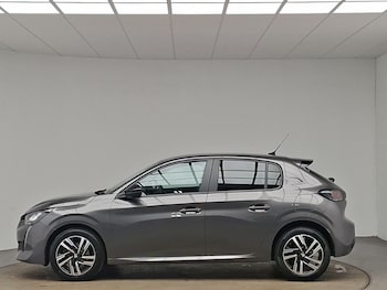 Used Peugeot 208 2023 for sale - 79447191: Photo
