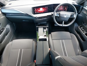 Used Vauxhall Astra 2024 for sale - 75625698: Photo
