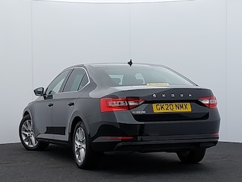 Used Skoda Superb 2020 for sale - 77269989: Photo