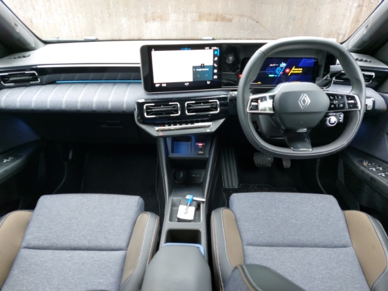 Used Renault 5 2025 for sale - 76959529: Photo 2