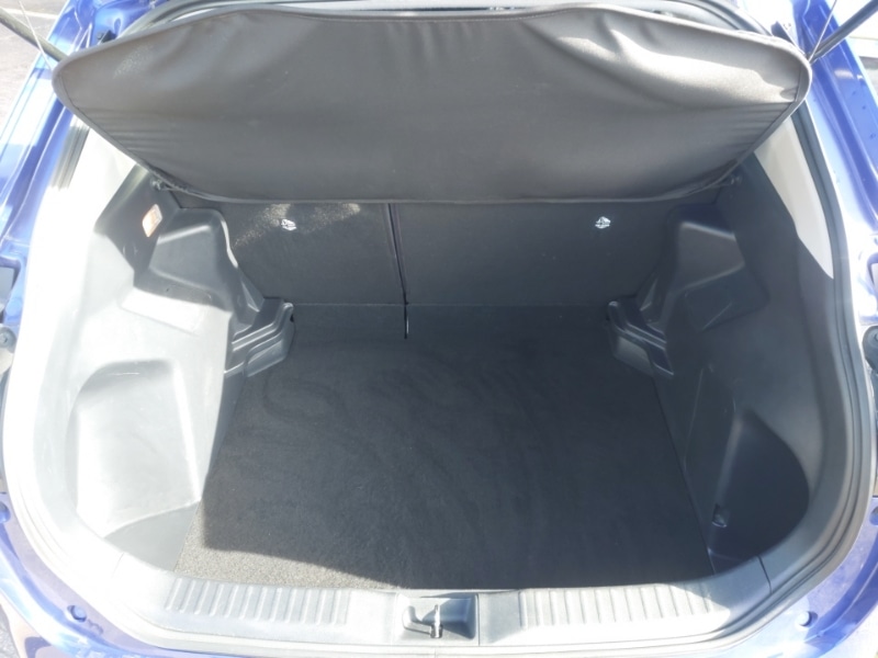 Used Toyota Yaris Cross 2022 for sale - 77913042: Photo 8