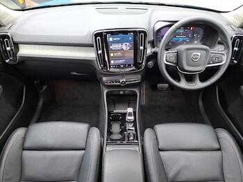 Used Volvo XC40 2024 for sale - 77252747: Photo