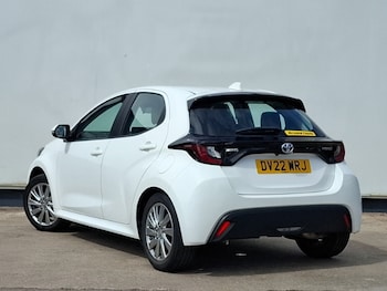 Used Toyota Yaris 2022 for sale - 75476843: Photo