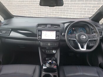 Used Nissan Leaf 2022 for sale - 77253202: Photo