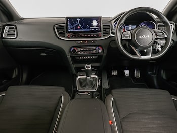 Used Kia XCeed 2023 for sale - 77194315: Photo