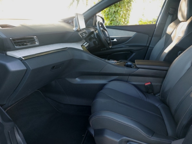 Used Peugeot 5008 2023 for sale - 76553015: Photo 5