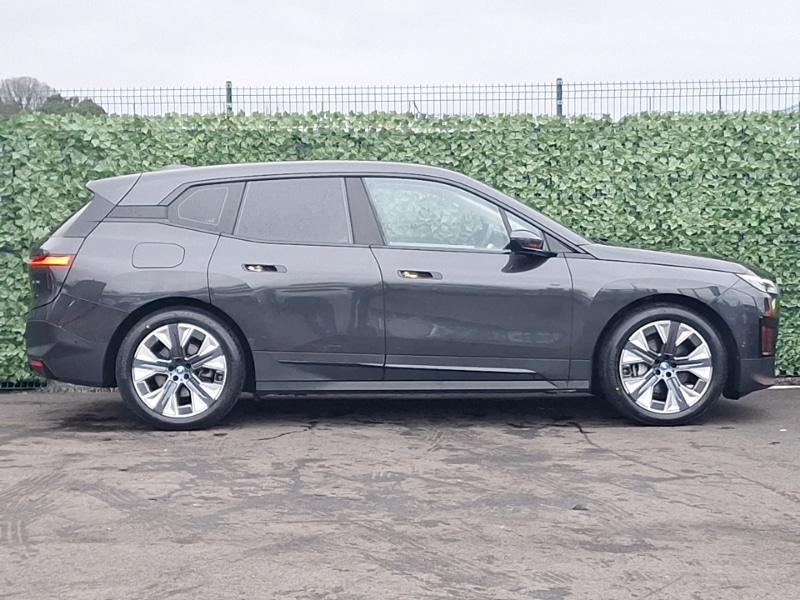 Used BMW iX 2023 for sale - 78089315: Photo 2