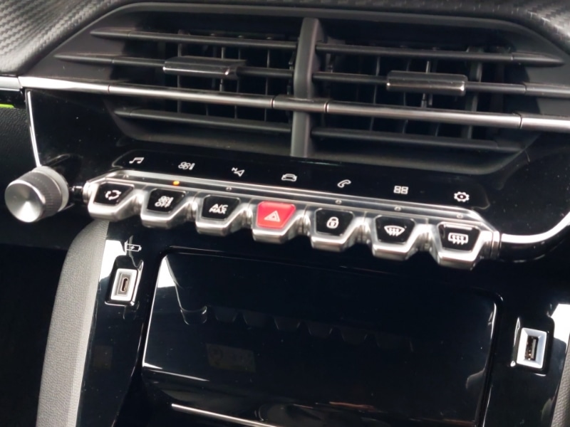 Used Peugeot 208 2022 for sale - 76365882: Photo 11