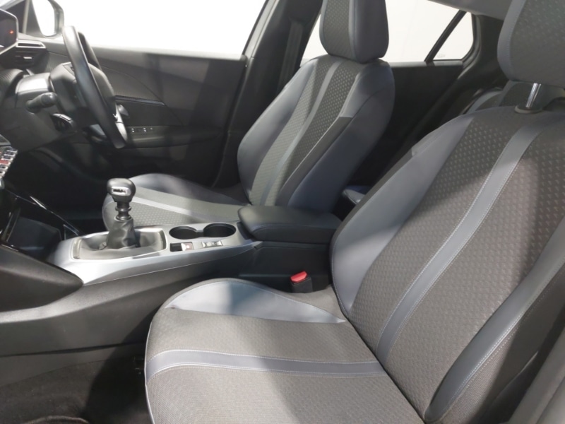 Used Peugeot 2008 2020 for sale - 77580880: Photo 5
