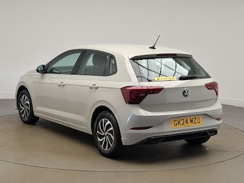Used Volkswagen Polo 2024 for sale - 78994124: Photo