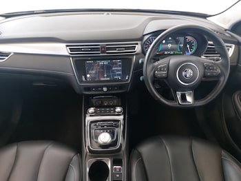 2021 - 115kW Exclusive EV 61kWh 5dr Auto