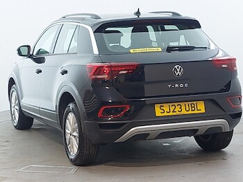 Used Volkswagen T-Roc 2023 for sale - 77299150: Photo