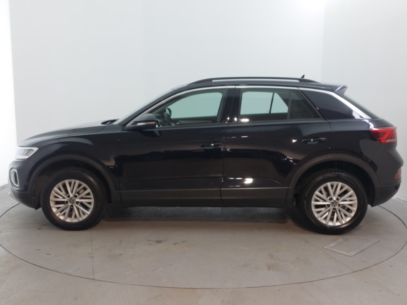 Used Volkswagen T-Roc 2023 for sale - 77299150: Photo 4