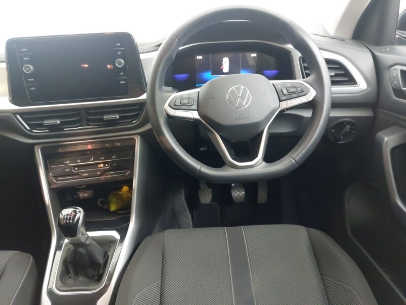 Used Volkswagen T-Roc 2023 for sale - 77299150: Photo 7