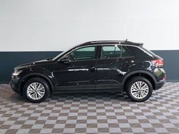 Used Volkswagen T-Roc 2023 for sale - 78312858: Photo