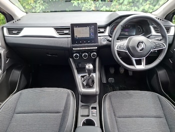Used Renault Captur 2024 for sale - 78790423: Photo