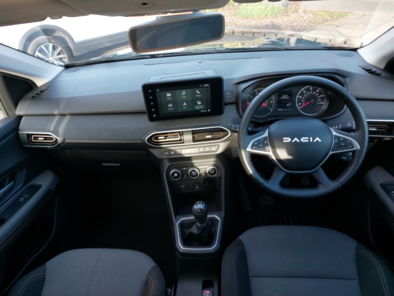 Used Dacia Sandero Stepway 2024 for sale - 77536872: Photo 2