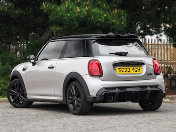 Used MINI Hatch 2022 for sale - 78347071: Photo