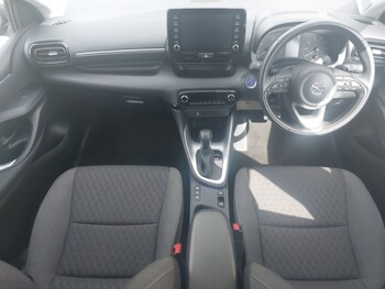 Used Mazda Mazda2 HYBRID 2023 for sale - 78328252: Photo
