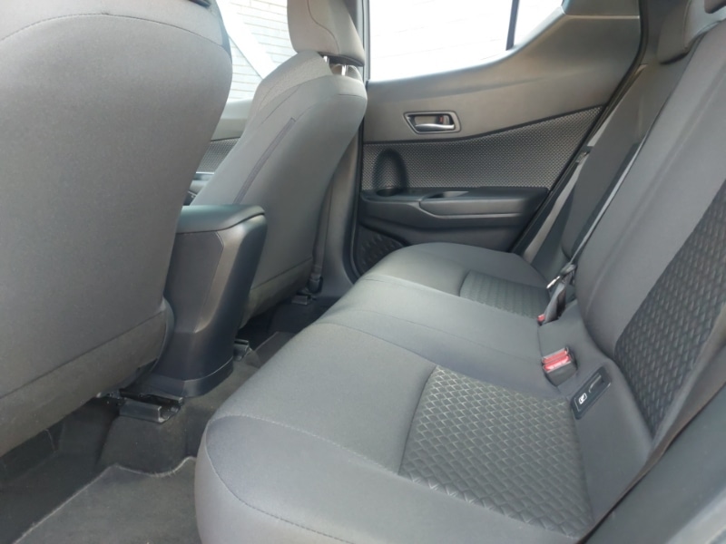 Used Toyota C-HR 2023 for sale - 77975329: Photo 6