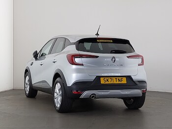 Used Renault Captur 2021 for sale - 75640232: Photo