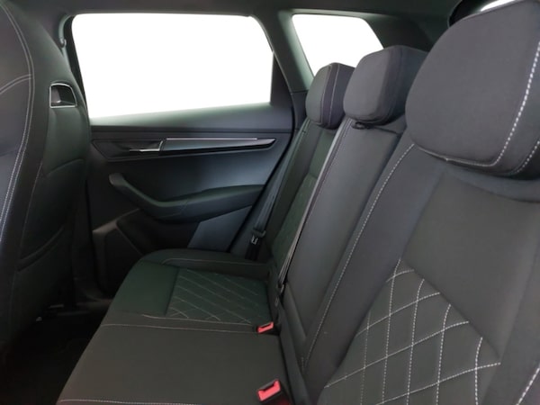 Used Skoda Karoq 2024 for sale - 76225514: Photo 6