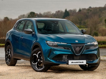 Used Alfa Romeo Junior 2025 for sale - 78498228: Photo