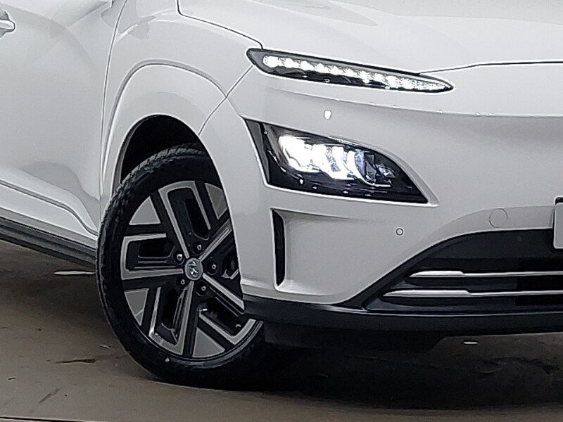 Used Hyundai KONA 2023 for sale - 77817774: Photo 9