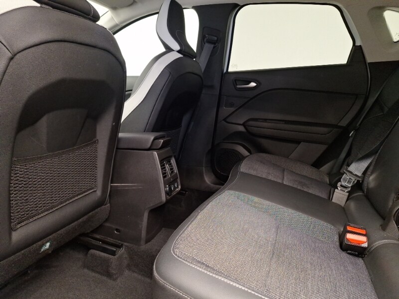 Used Renault Captur 2023 for sale - 77569633: Photo 6