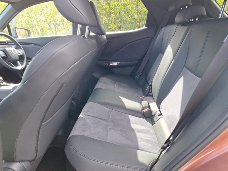 Used Lexus LBX 2024 for sale - 78071515: Photo 6