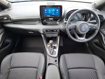 Used Mazda Mazda2 HYBRID 2025 for sale - 77330120: Photo