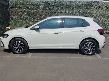 Used Volkswagen Polo 2023 for sale - 75587692: Photo