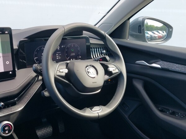 Used Skoda Superb 2024 for sale - 76212778: Photo 10