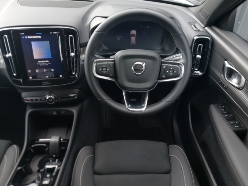 Used Volvo XC40 2024 for sale - 76328624: Photo 7