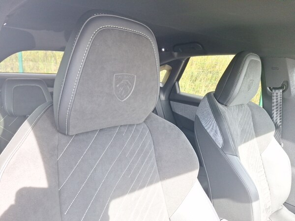 Used Peugeot 3008 2024 for sale - 76150011: Photo 12