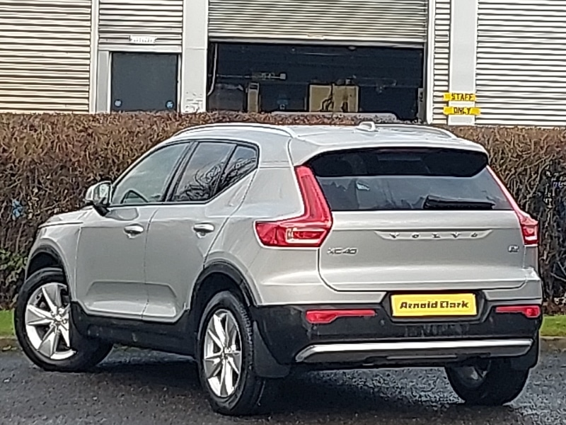 Used Volvo XC40 2023 for sale - 77955901: Photo 3
