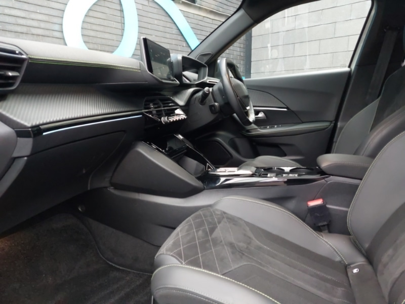 Used Peugeot 2008 2022 for sale - 77876710: Photo 5