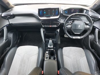 Used Peugeot 2008 2021 for sale - 78567201: Photo