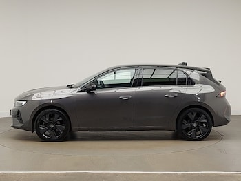 Used Vauxhall Astra 2024 for sale - 77482990: Photo