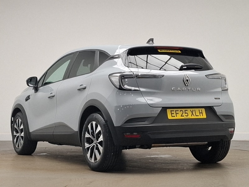 Used Renault Captur 2025 for sale - 76713913: Photo 3