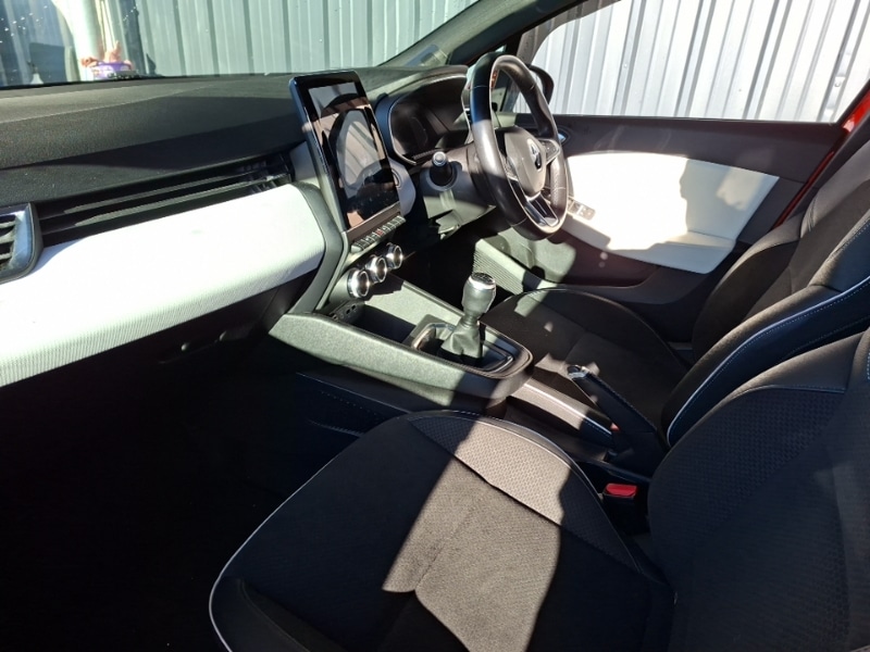 Used Renault Clio 2020 for sale - 77790902: Photo 5