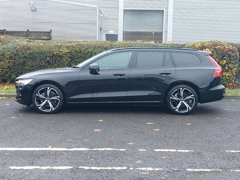 Used Volvo V60 2025 for sale - 77565622: Photo 4