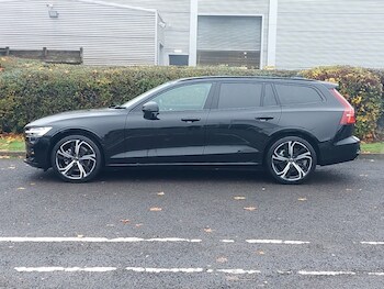 Used Volvo V60 2025 for sale - 77565622: Photo