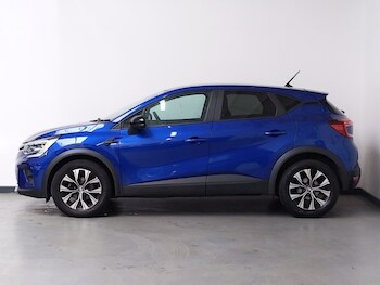Used Renault Captur 2023 for sale - 78225561: Photo